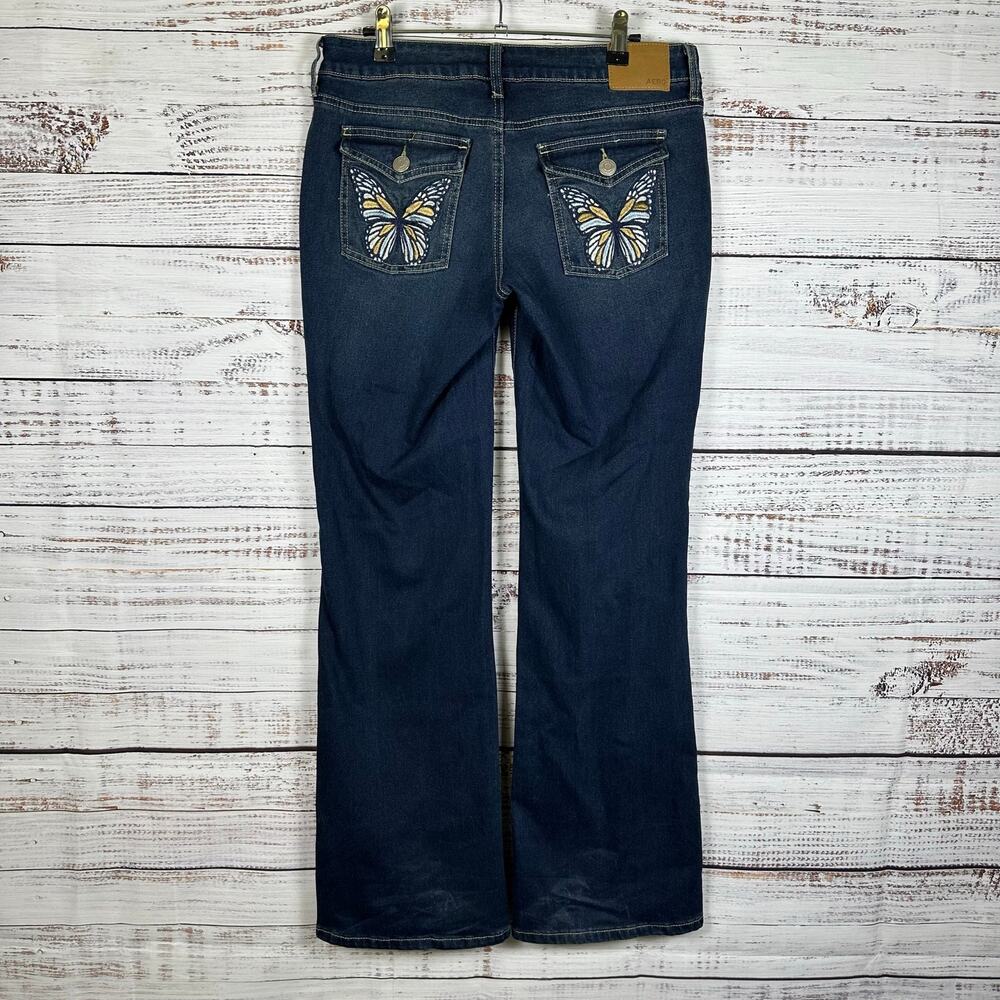 Aeropostale Super Low Rise Flare Denim Jeans Embroider Butterfly Womens 6 Fit 30
